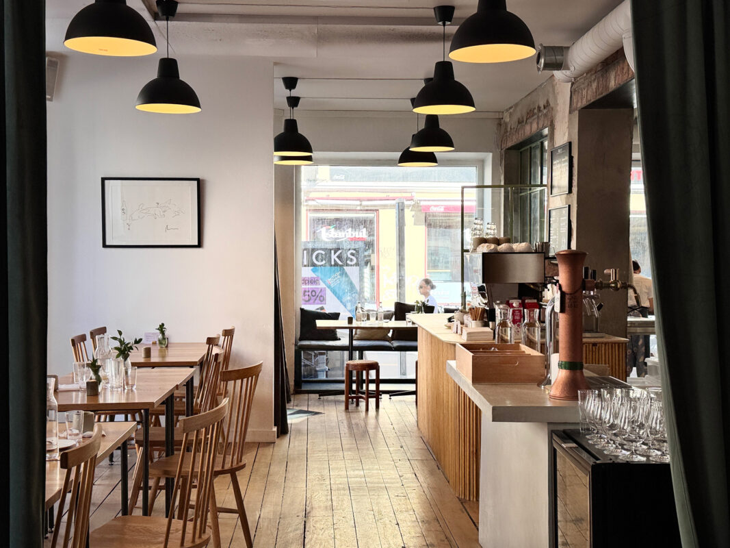 the little pickle sprudge oslo coffee images benjamin sand3