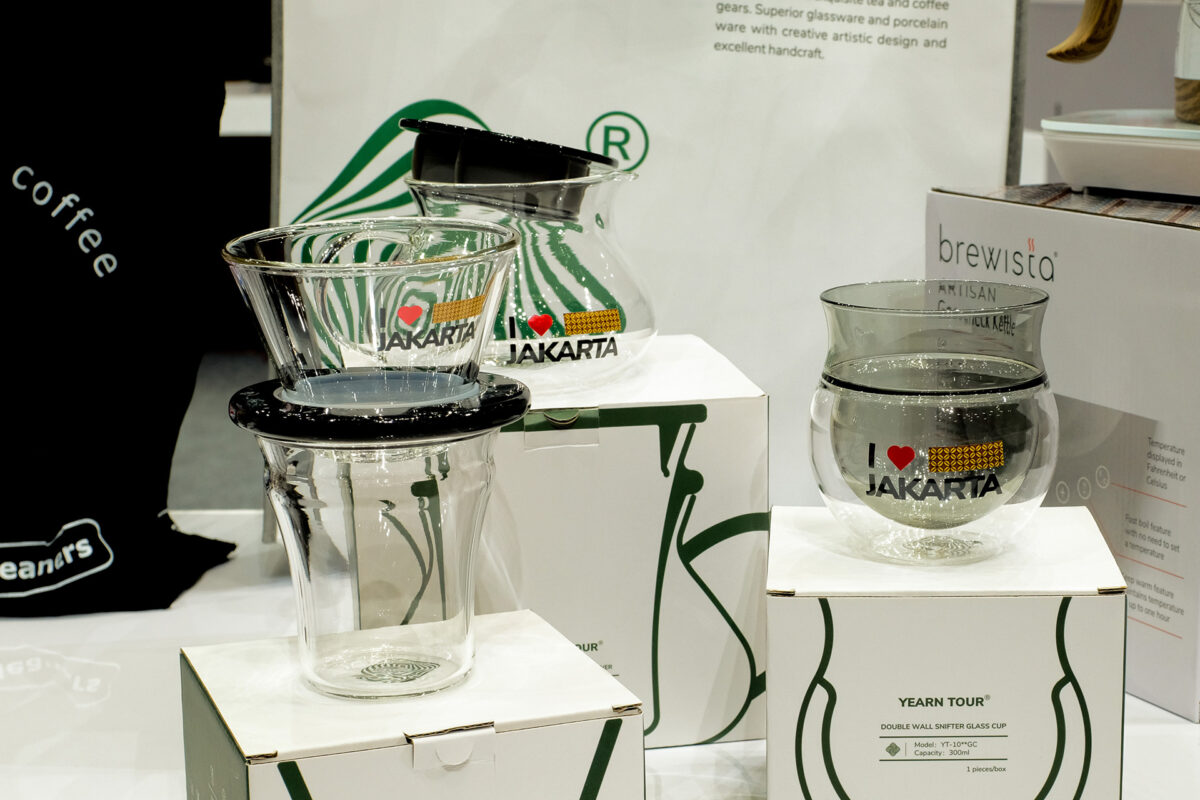 woc jakarta commemorative 01 tung nguyen